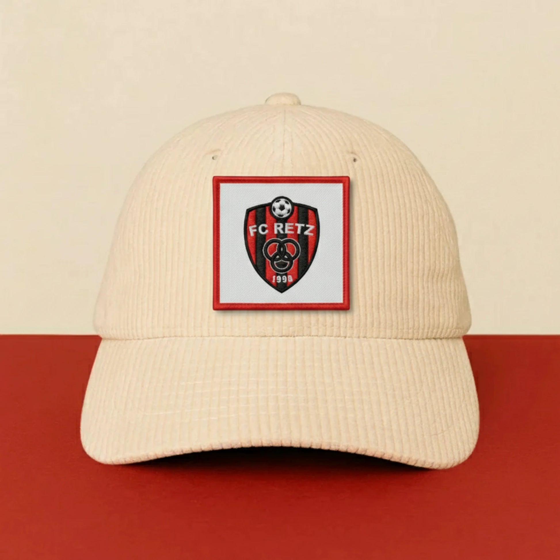 Détail broderie patch F.C. DE RETZ