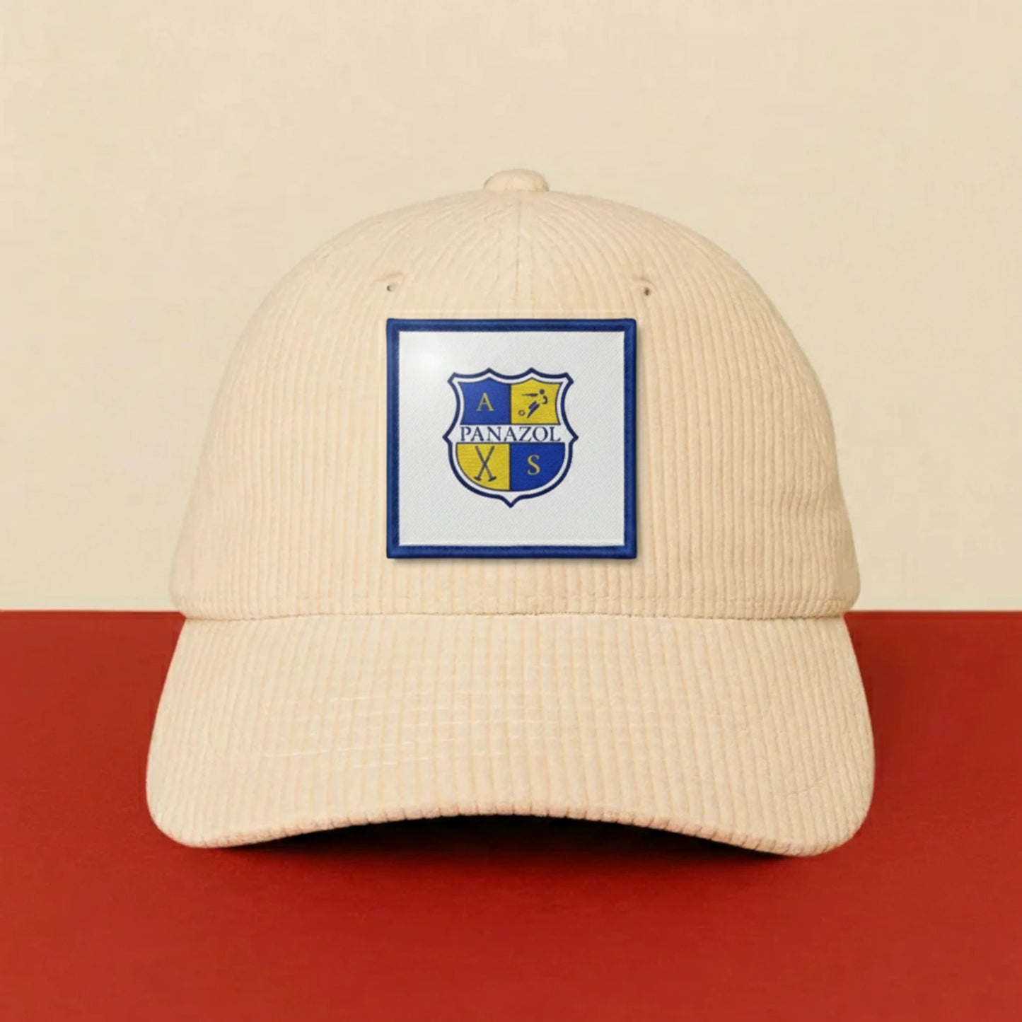 Patch US Des Clubs De Bourganeuf sur casquette à velcro PPATCH