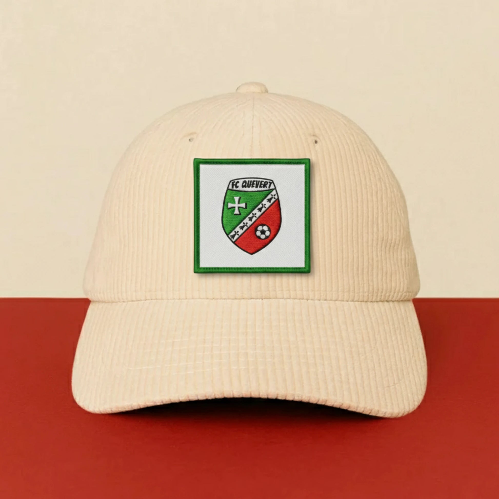 Détail broderie patch F. C. QUEVERTOIS