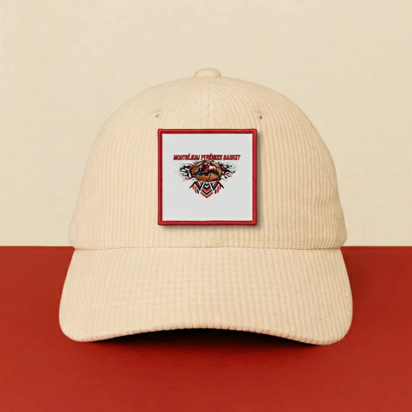 Patch Montrejeau Pyrenees Basket sur casquette à velcro PPATCH