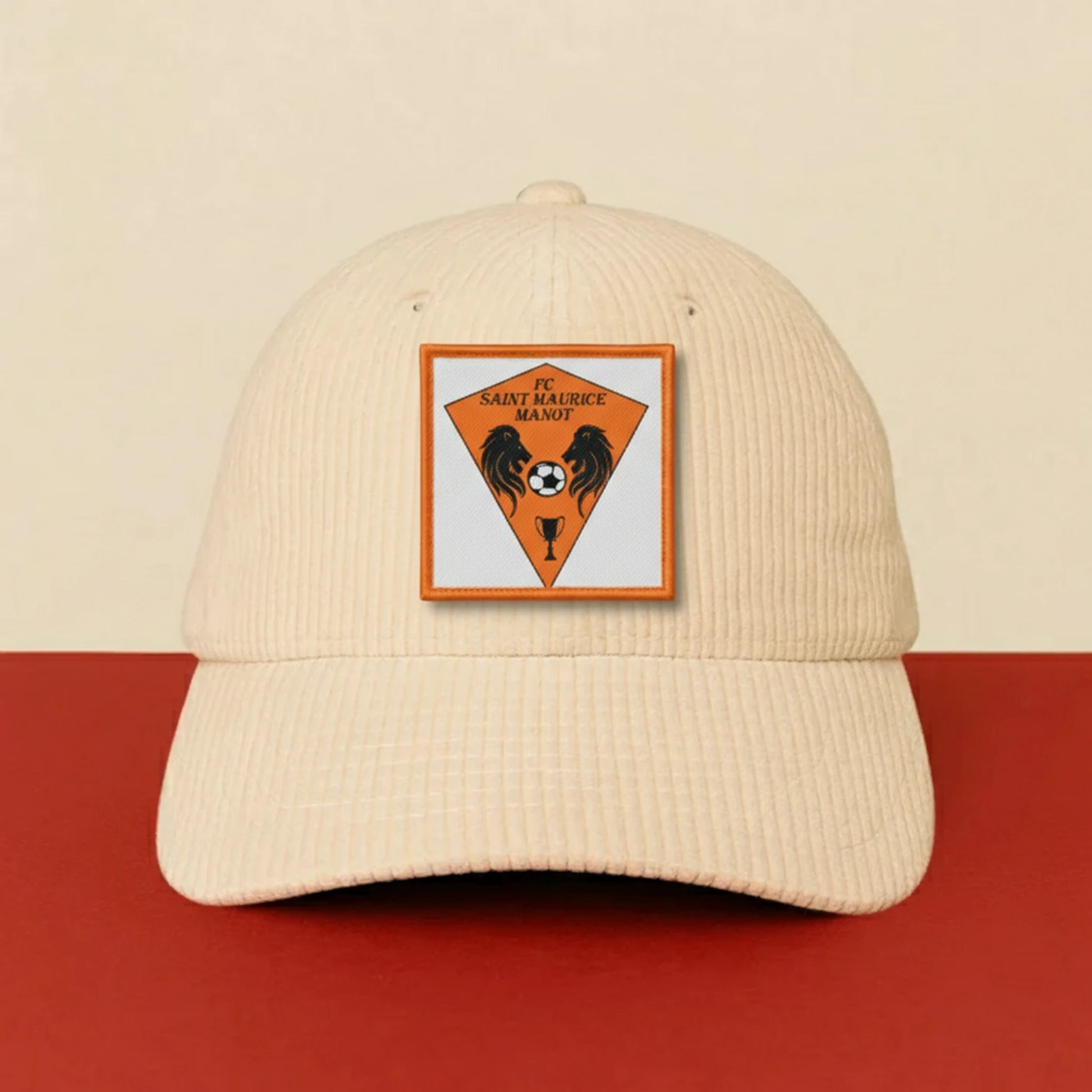 Détail broderie patch FC Saint Maurice Manot