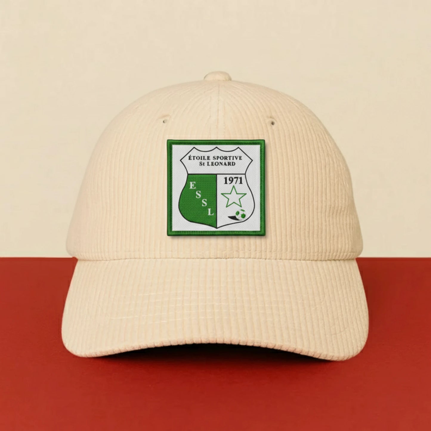 Détail broderie patch F. C. DE ST LEONARD