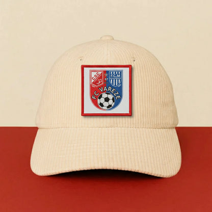 Patch FC Vareze sur casquette à velcro PPATCH