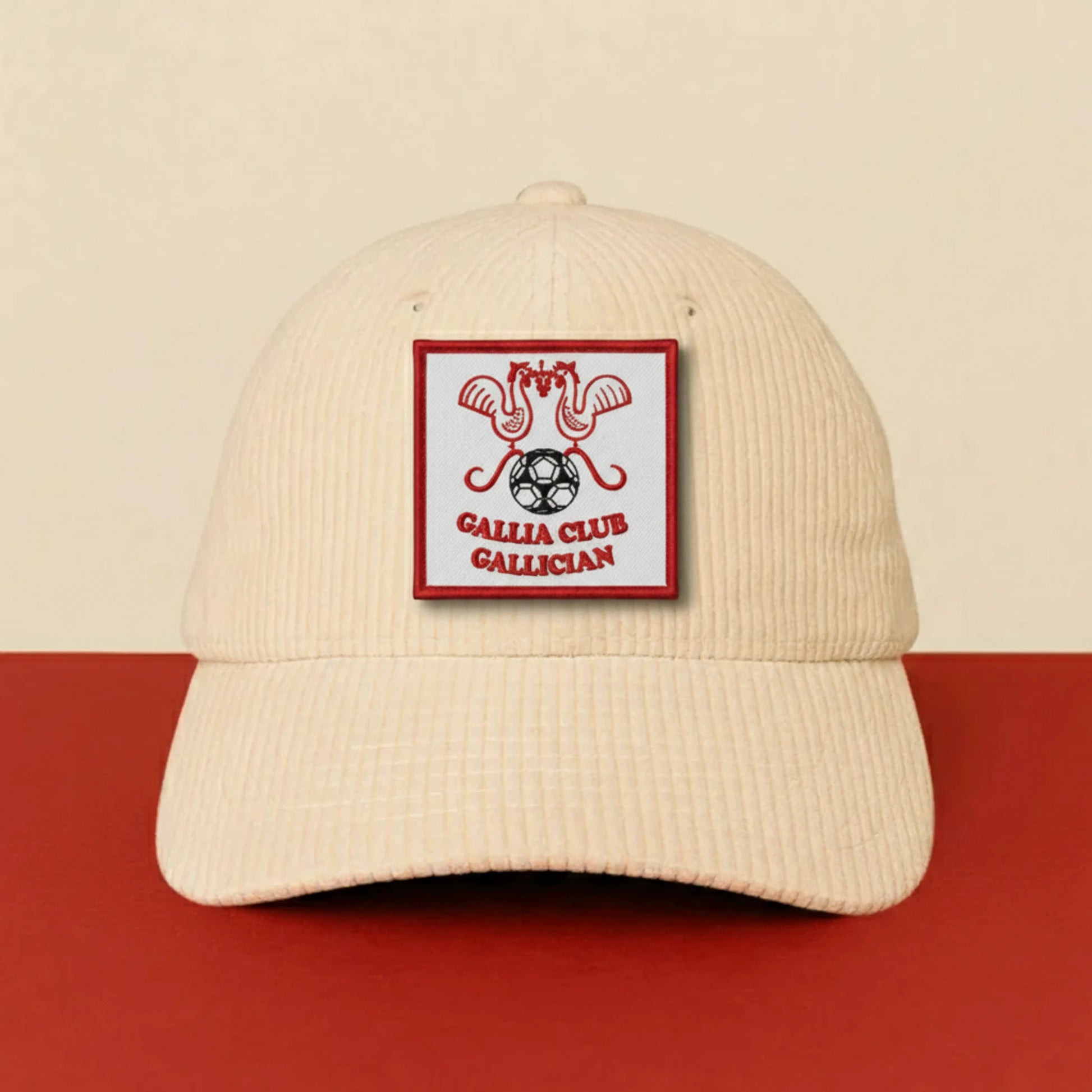 Patch Gallia C De Gallician sur casquette à velcro PPATCH