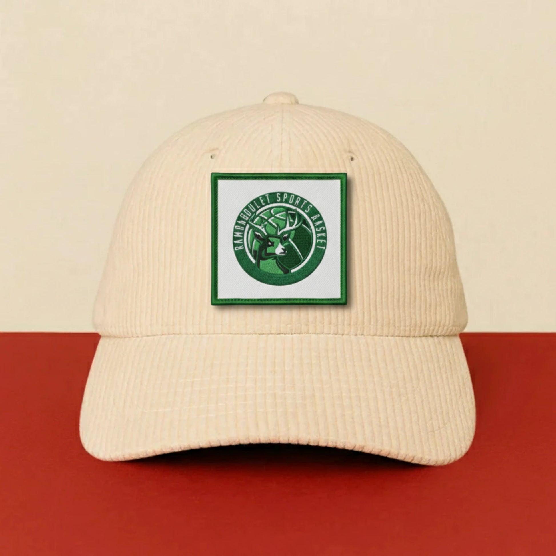 Détail broderie patch Rambouillet Sports