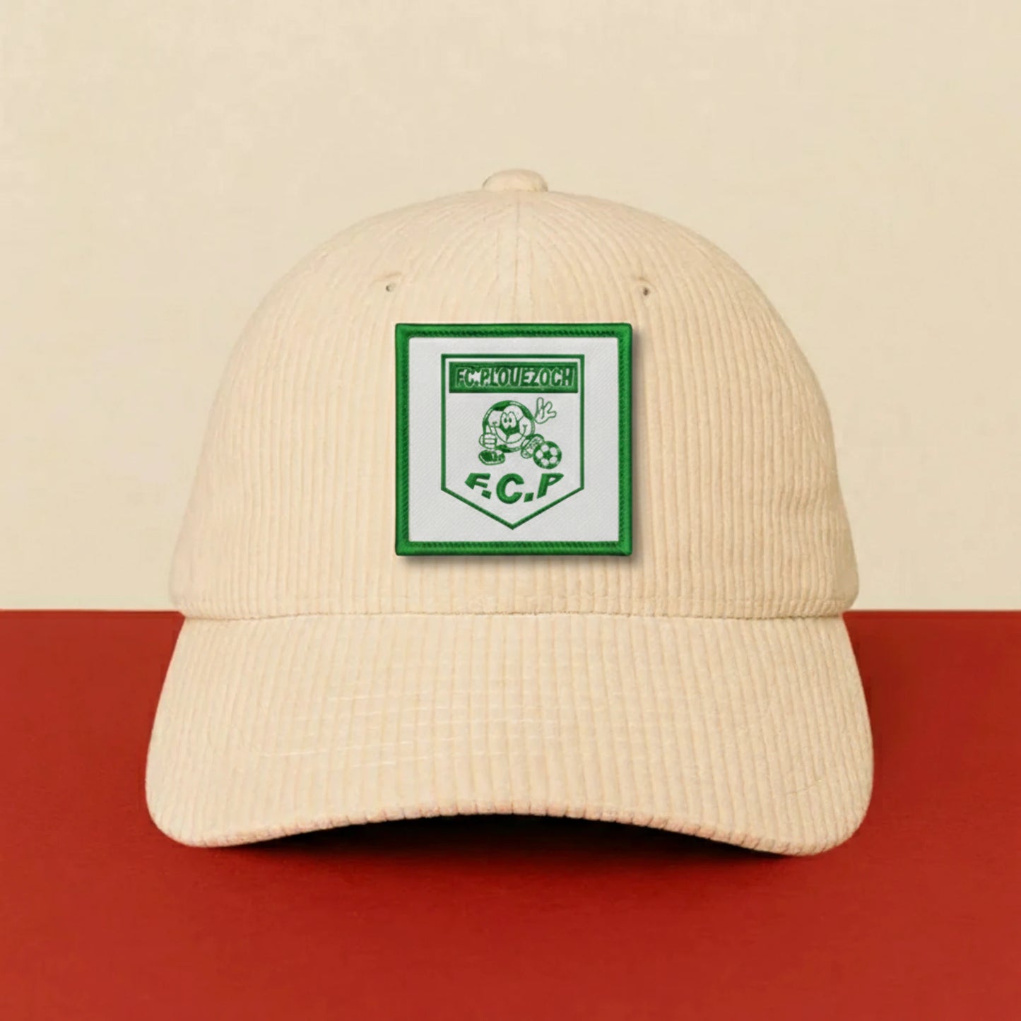Détail broderie patch F.C. PLOUEZOCH