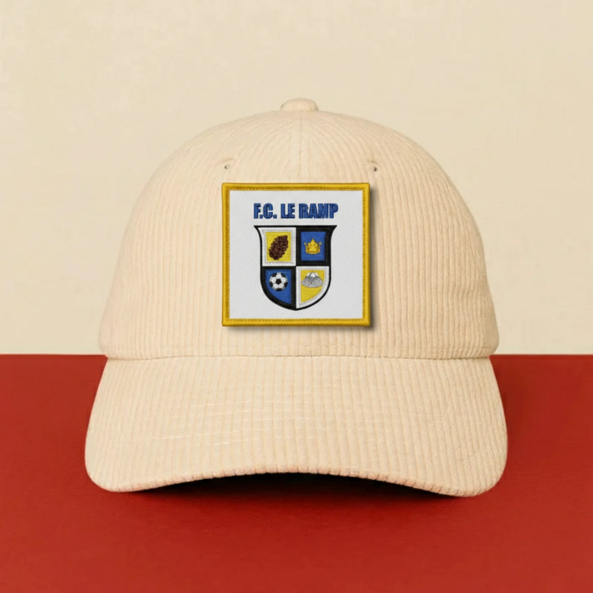 Détail broderie patch F.C. BARPAIS