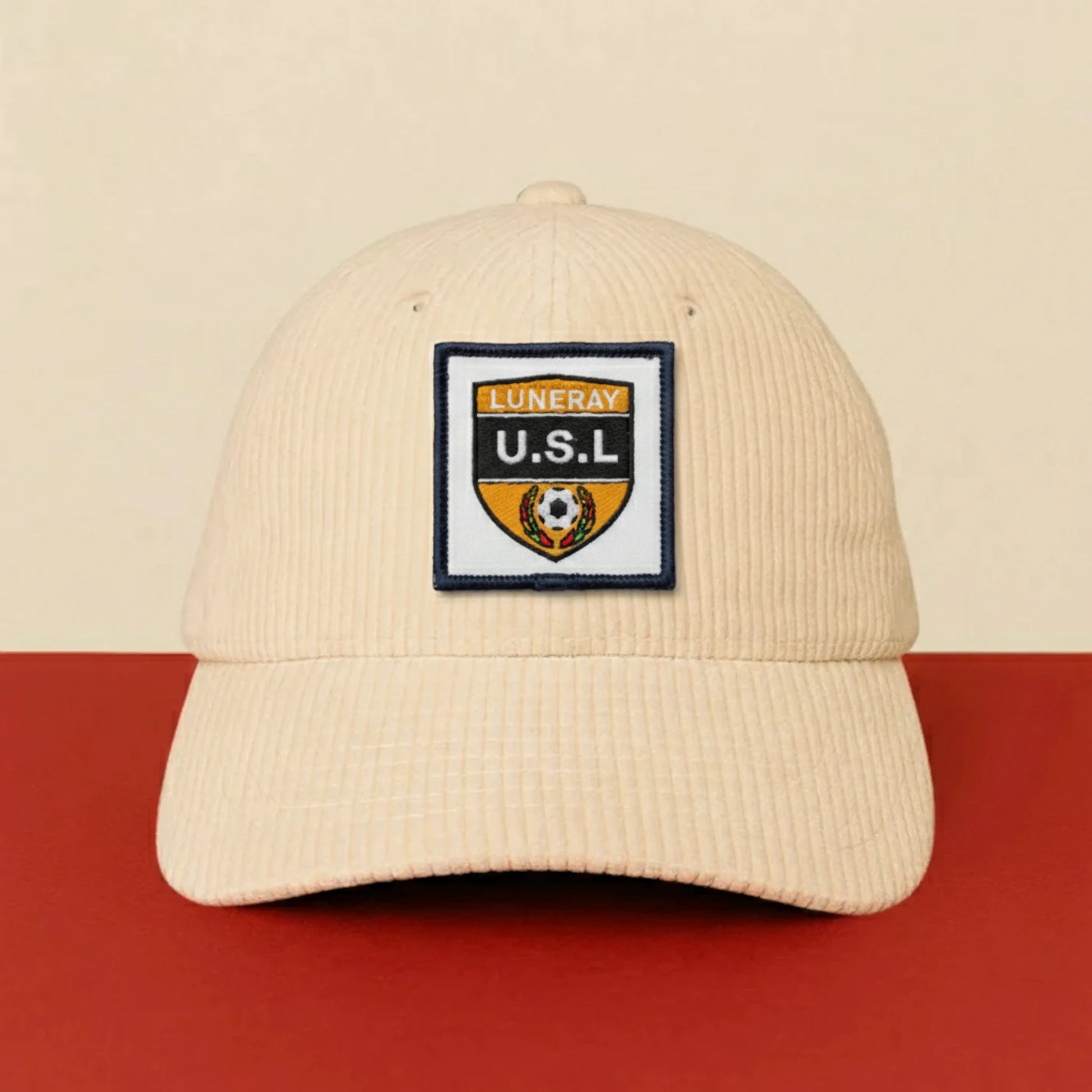 Détail broderie patch Luneray Basket Club