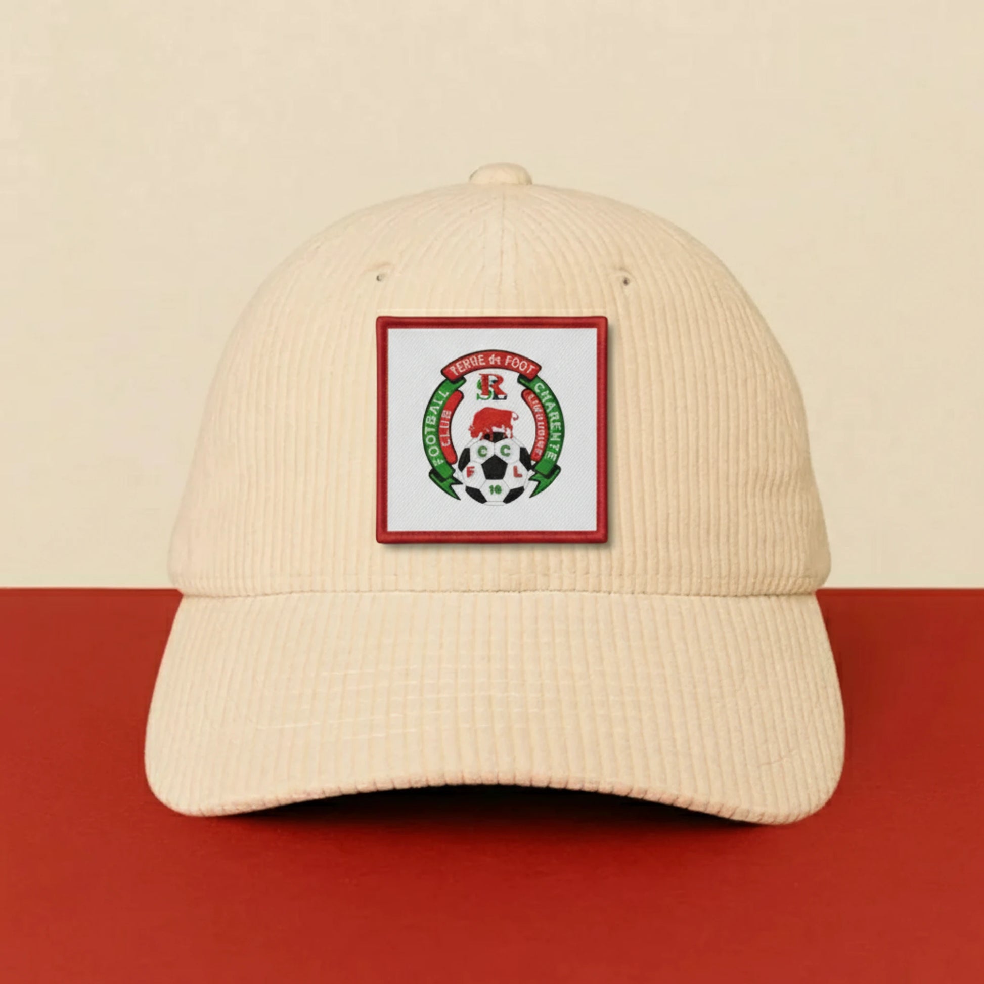 Détail broderie patch FC Charente Limousine