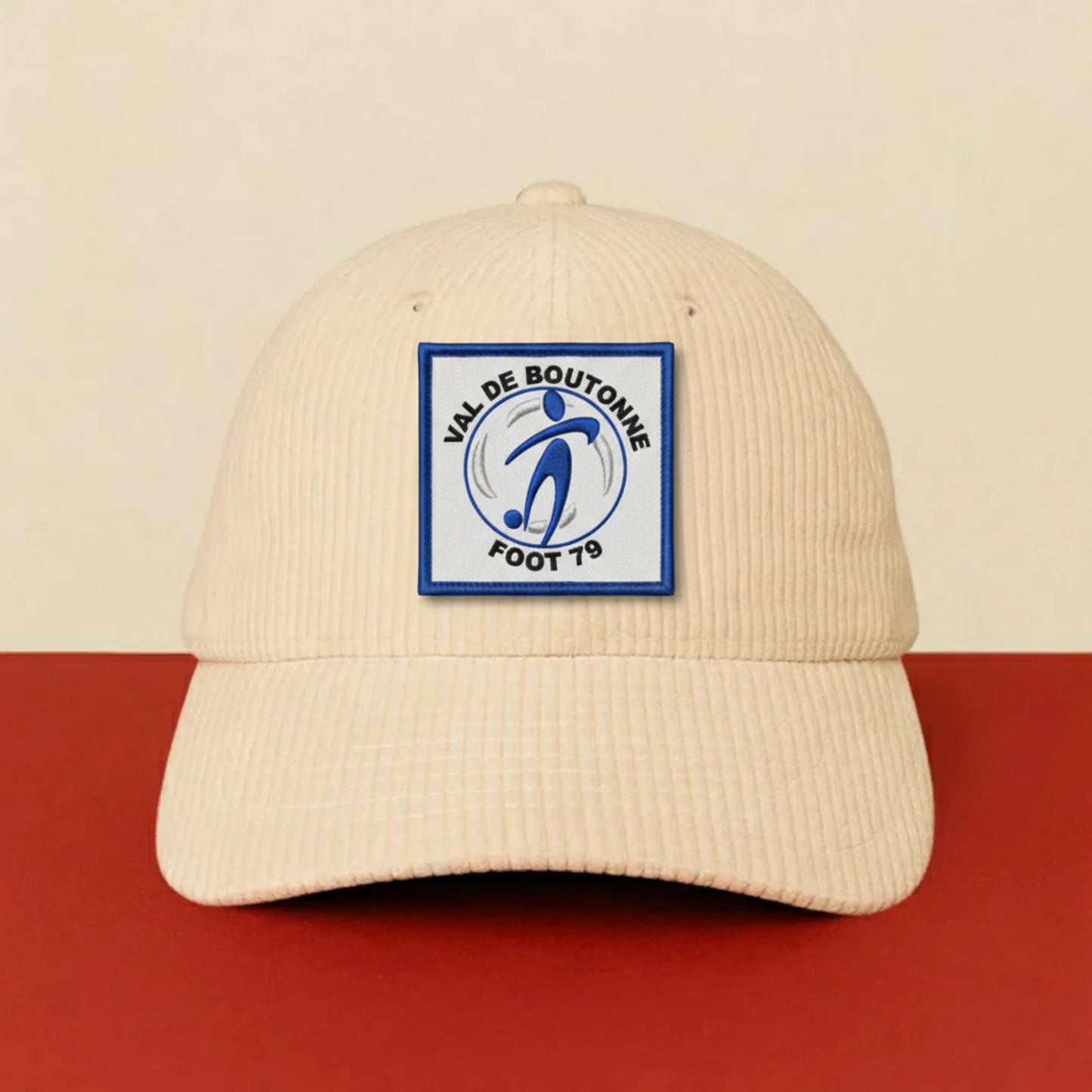 Détail broderie patch G.J. VAL DE BOUTONNE