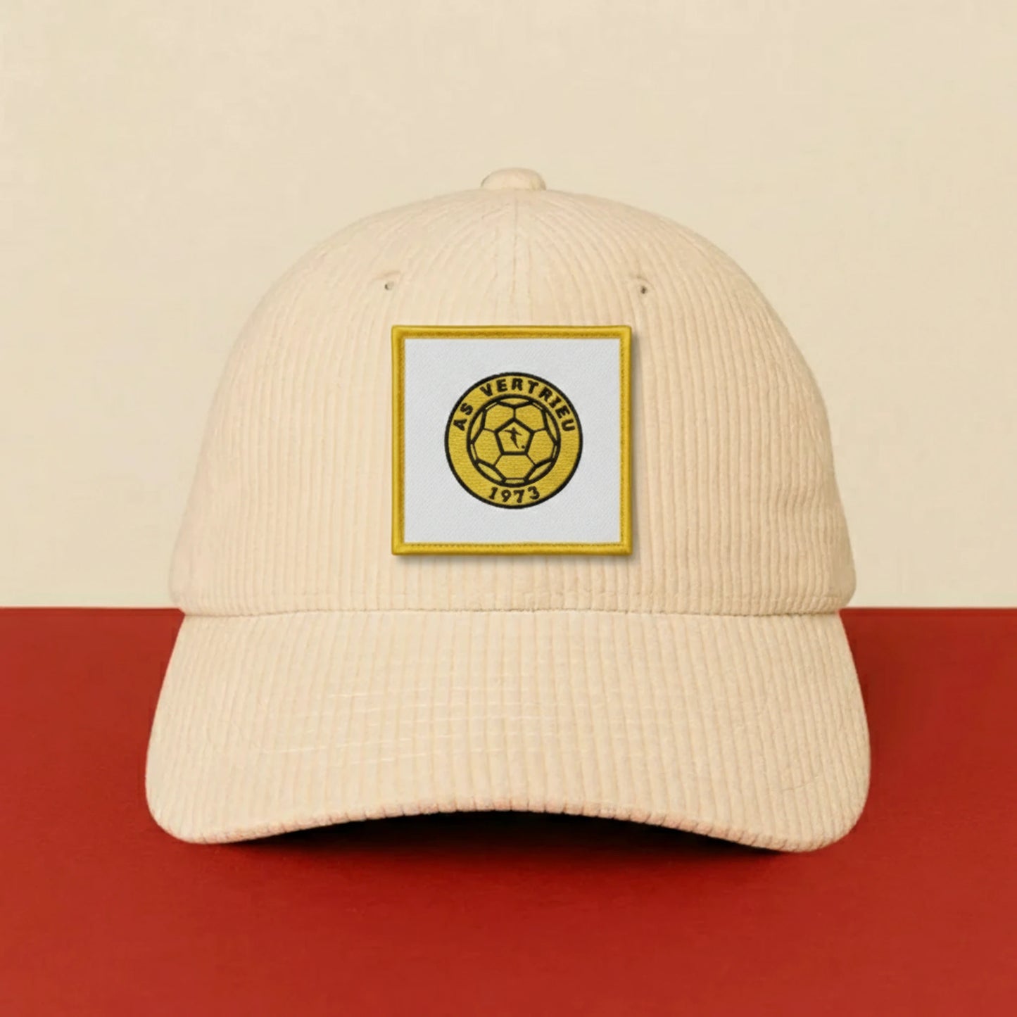 Patch AS Vertrieu sur casquette à velcro PPATCH