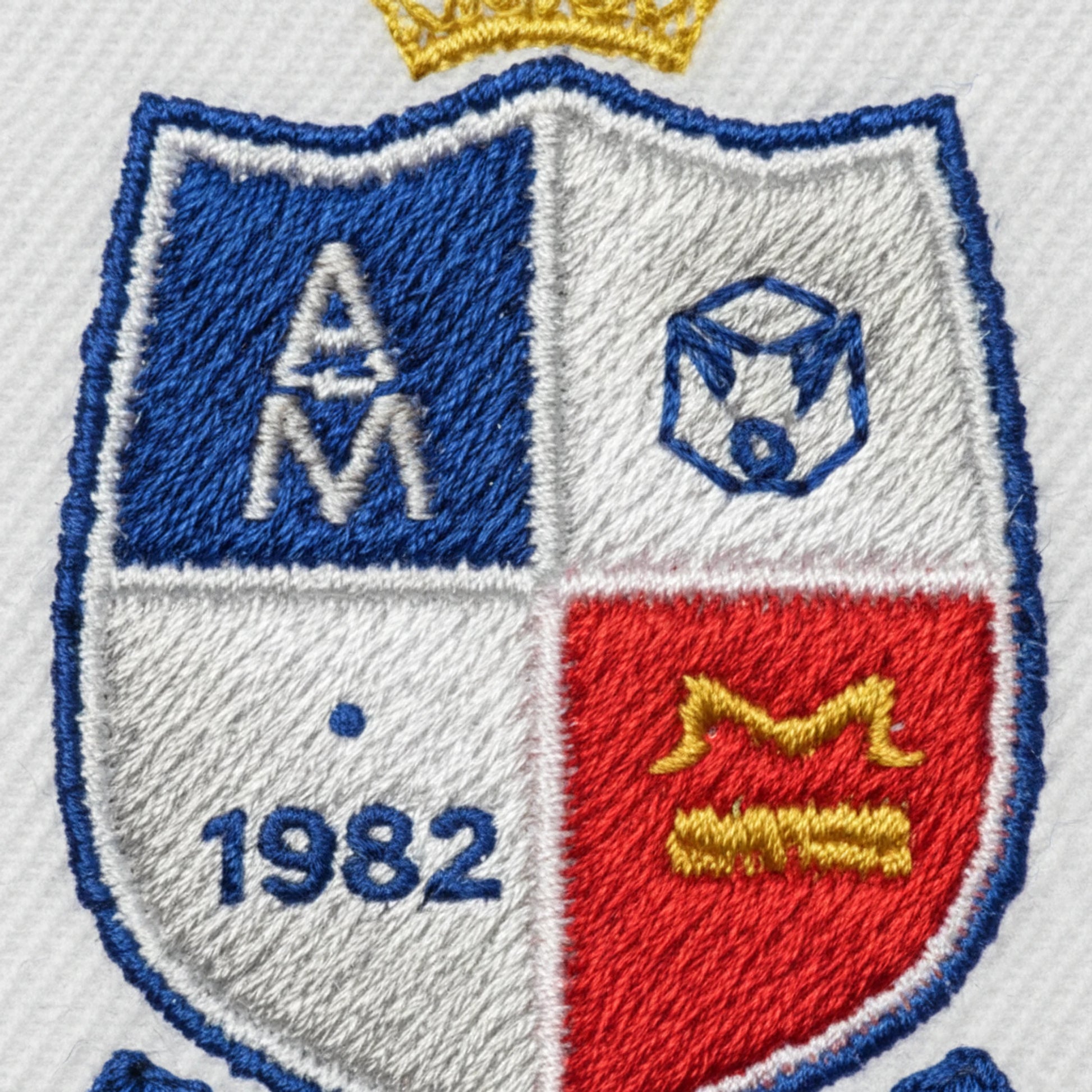 Détail broderie patch A.S. MAGNY LE DESERT