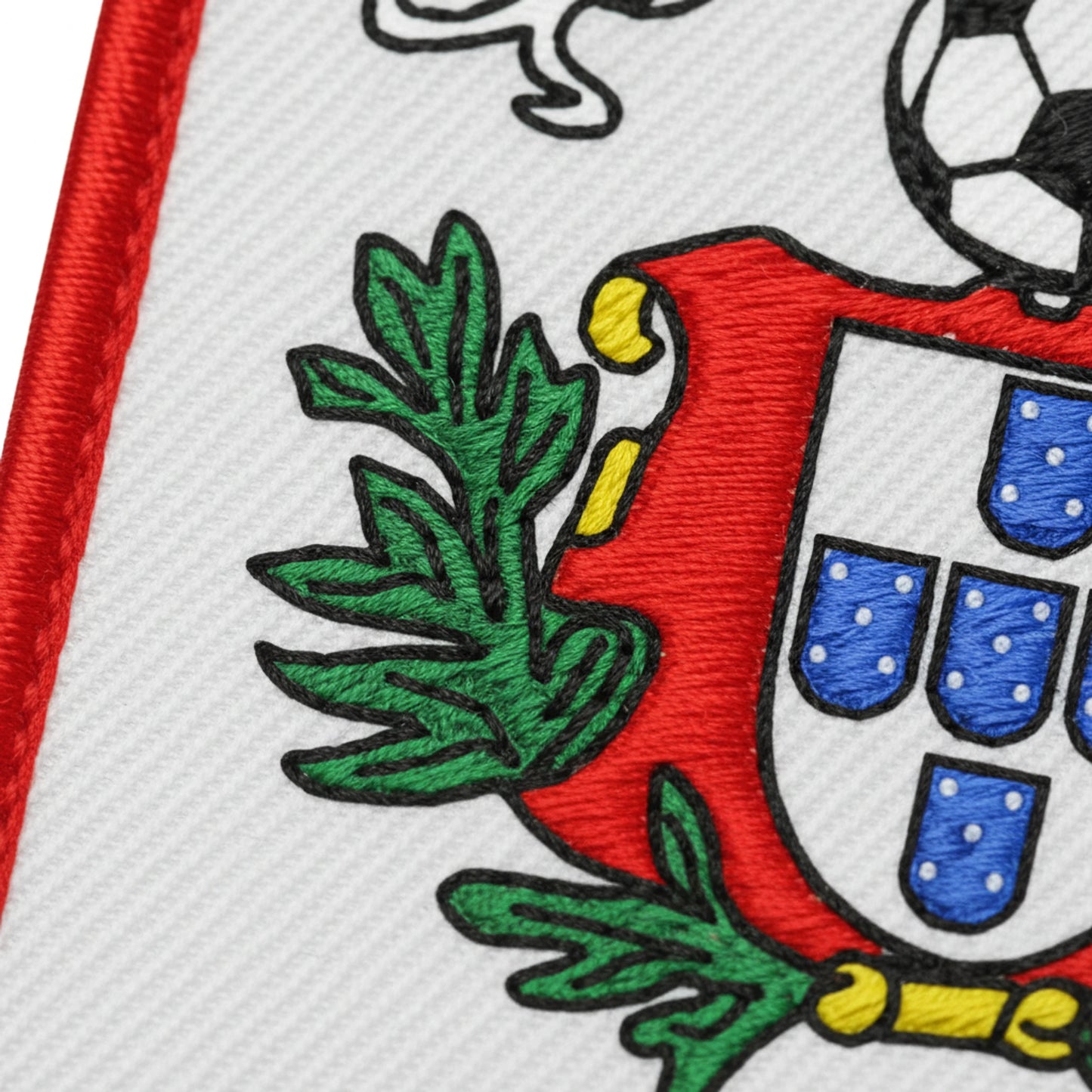 Détail broderie patch A.S. PORTUGAIS ROANNE