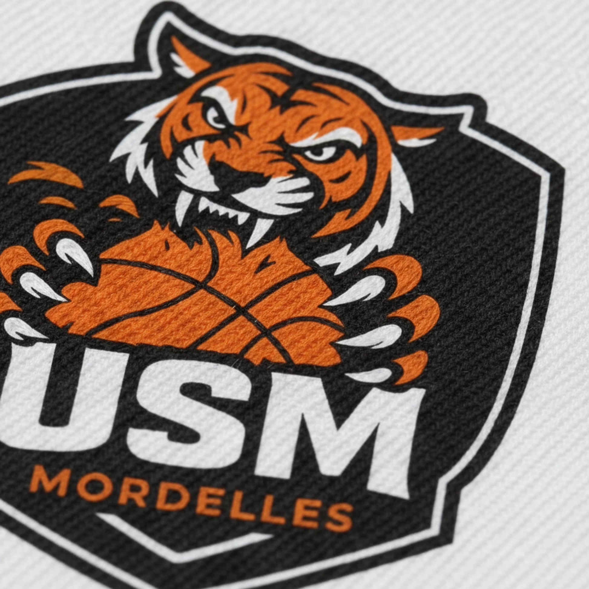 Détail broderie patch Mordelles US
