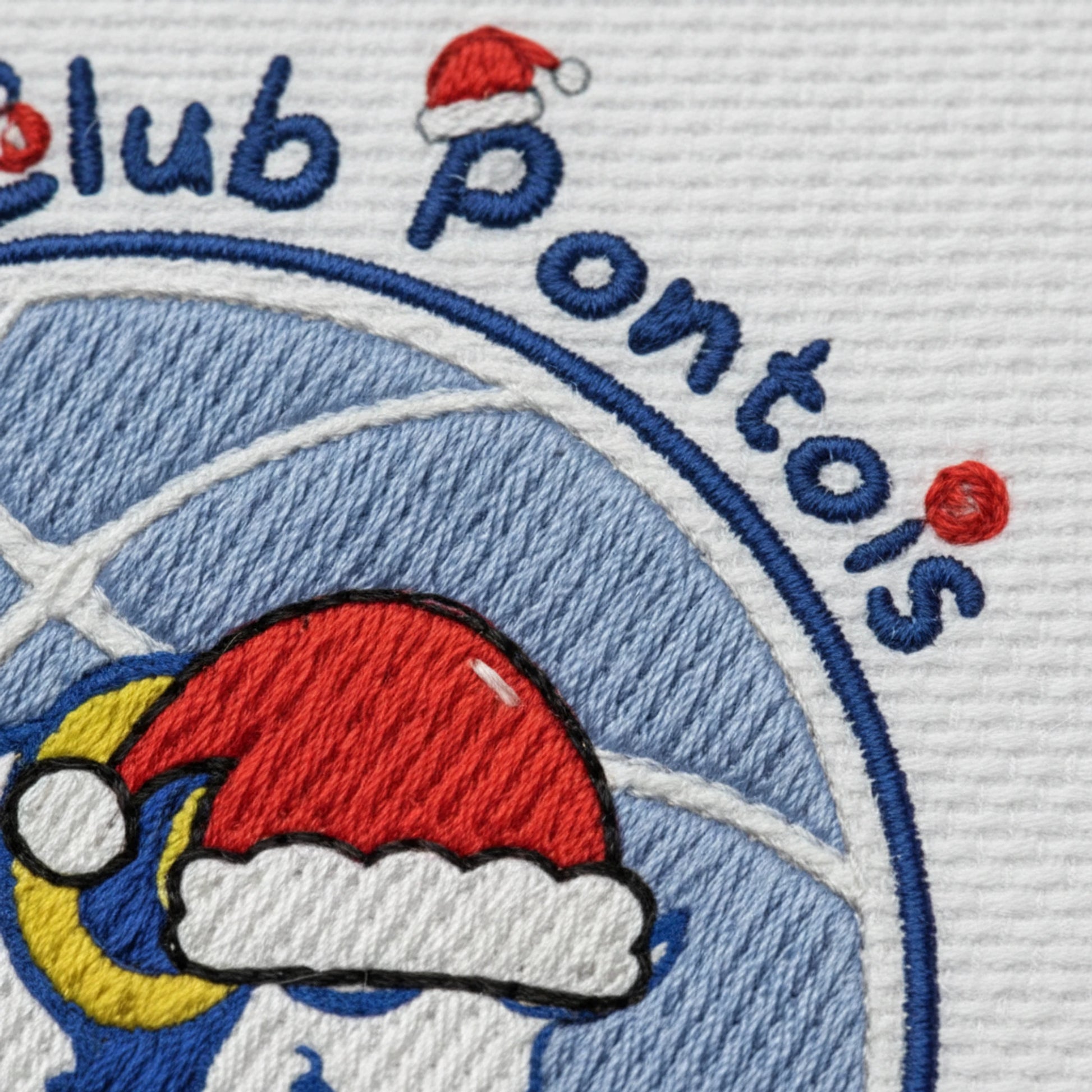 Détail broderie patch Basket Club Pontois