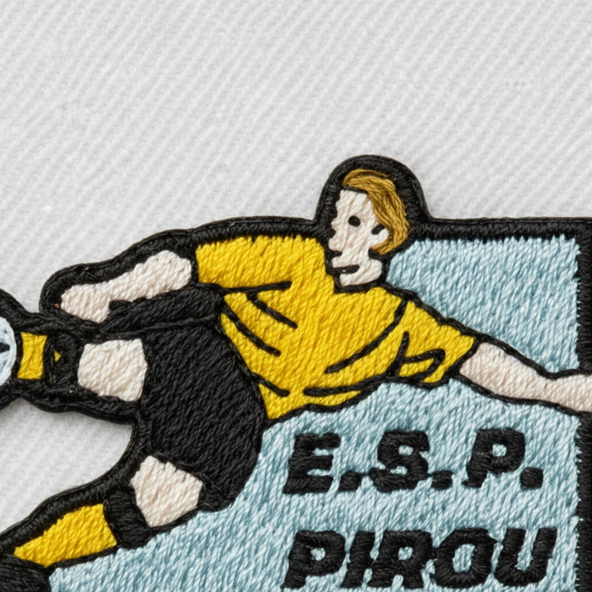 Détail broderie patch Esp sur Pirou