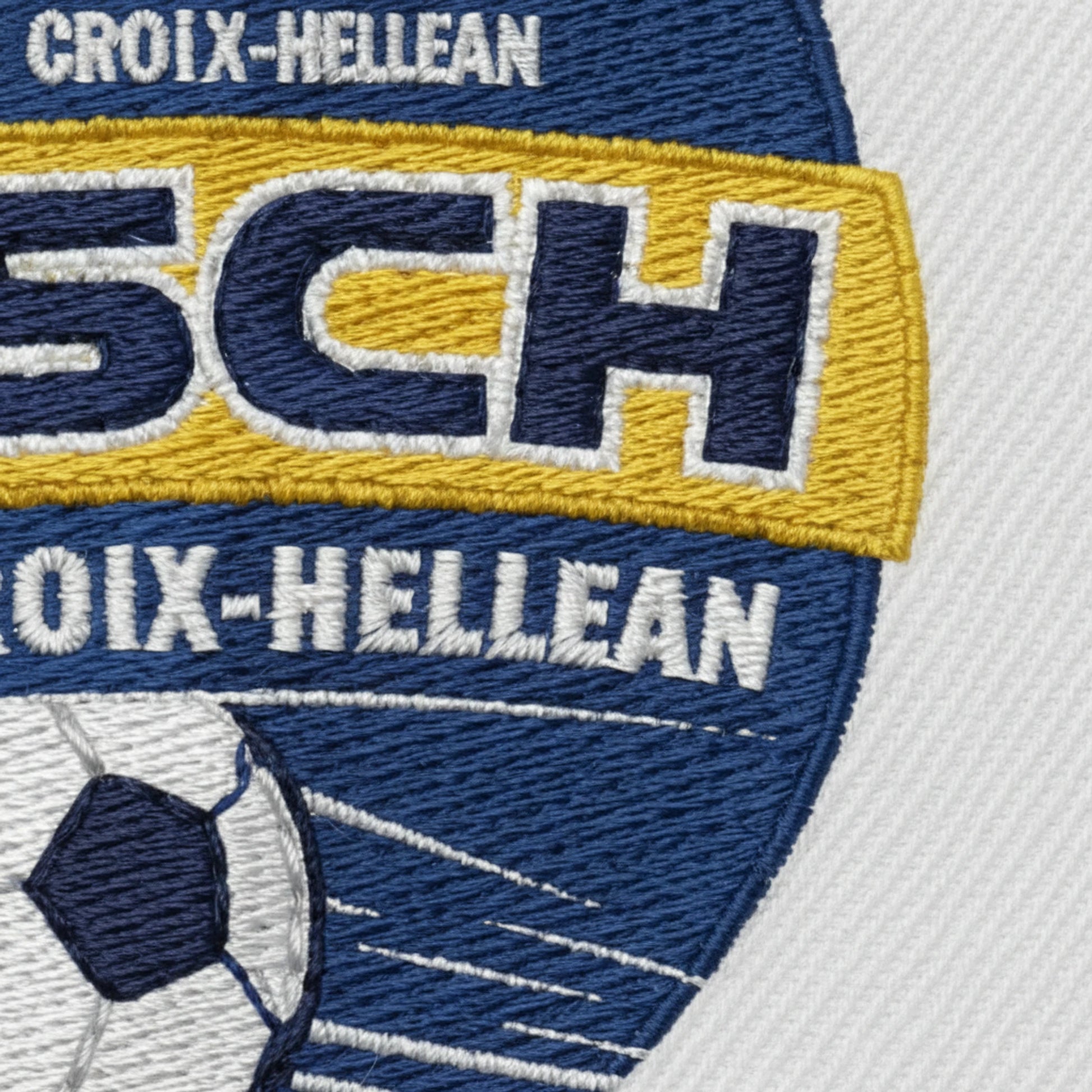 Détail broderie patch A.S. CROIX HELLEAN