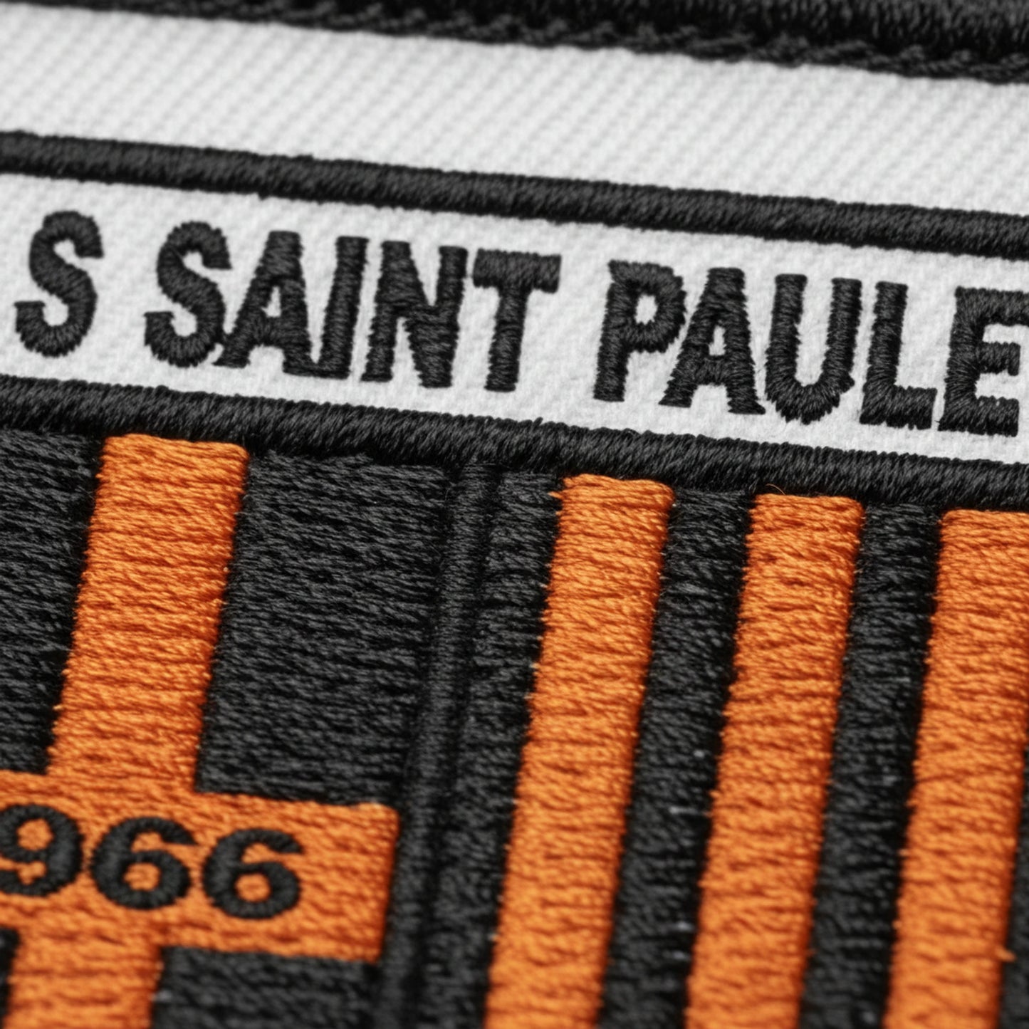 Détail broderie patch A.S. ST PAULET