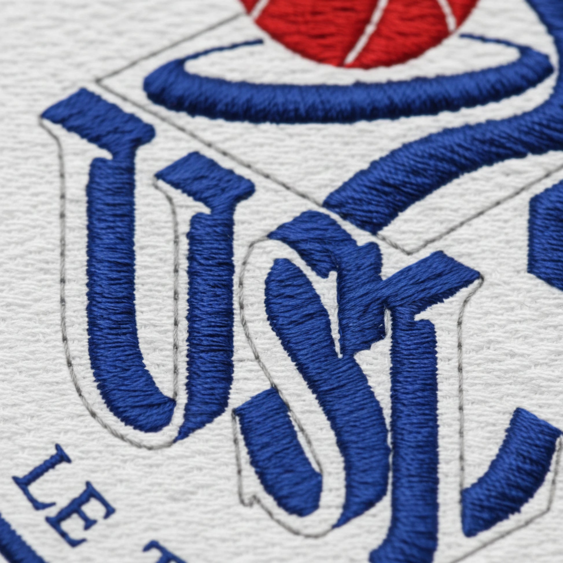 Détail broderie patch Union Sportive le Trait Yainvill