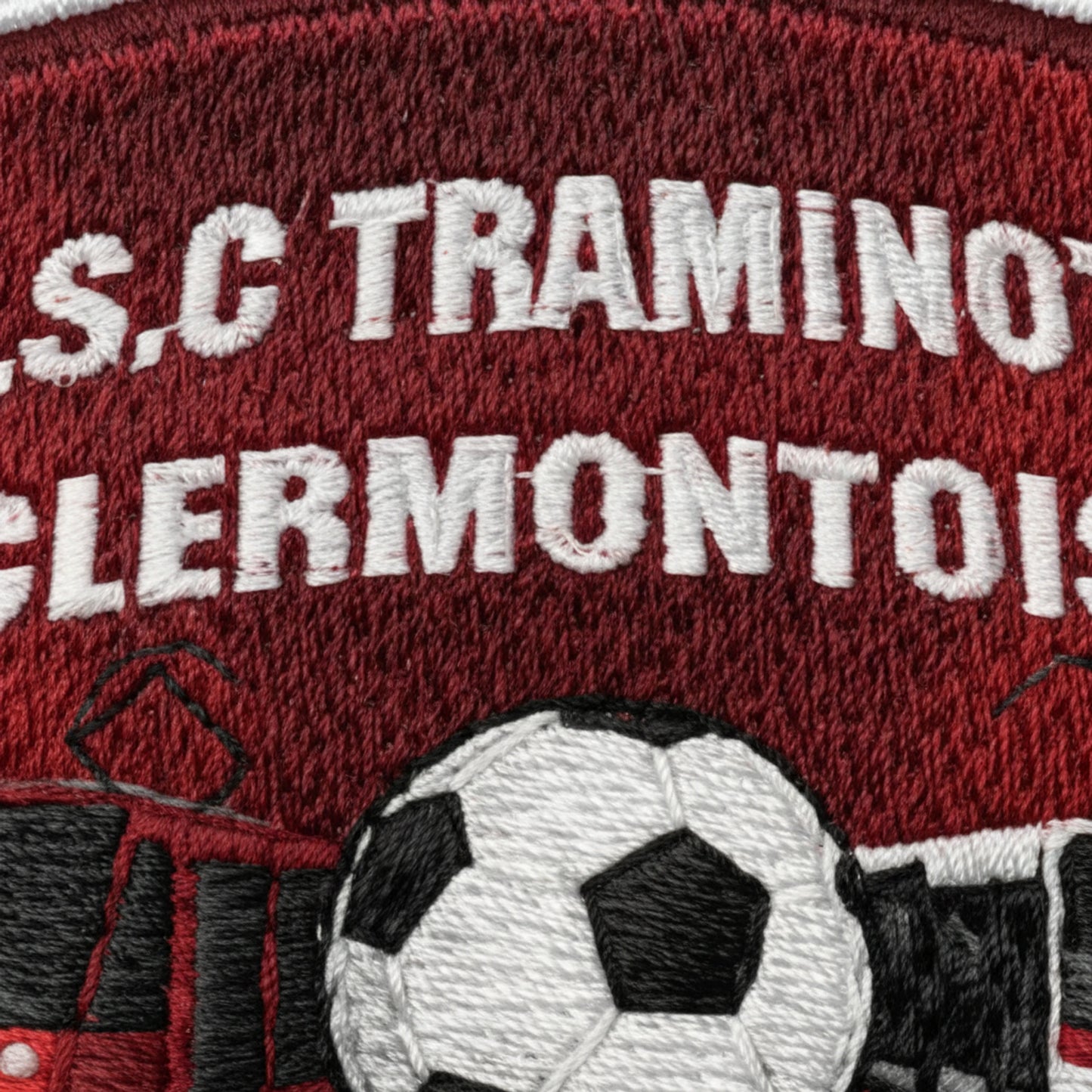 Détail broderie patch A.S.C. TRAMINOTS CLERMONTOIS