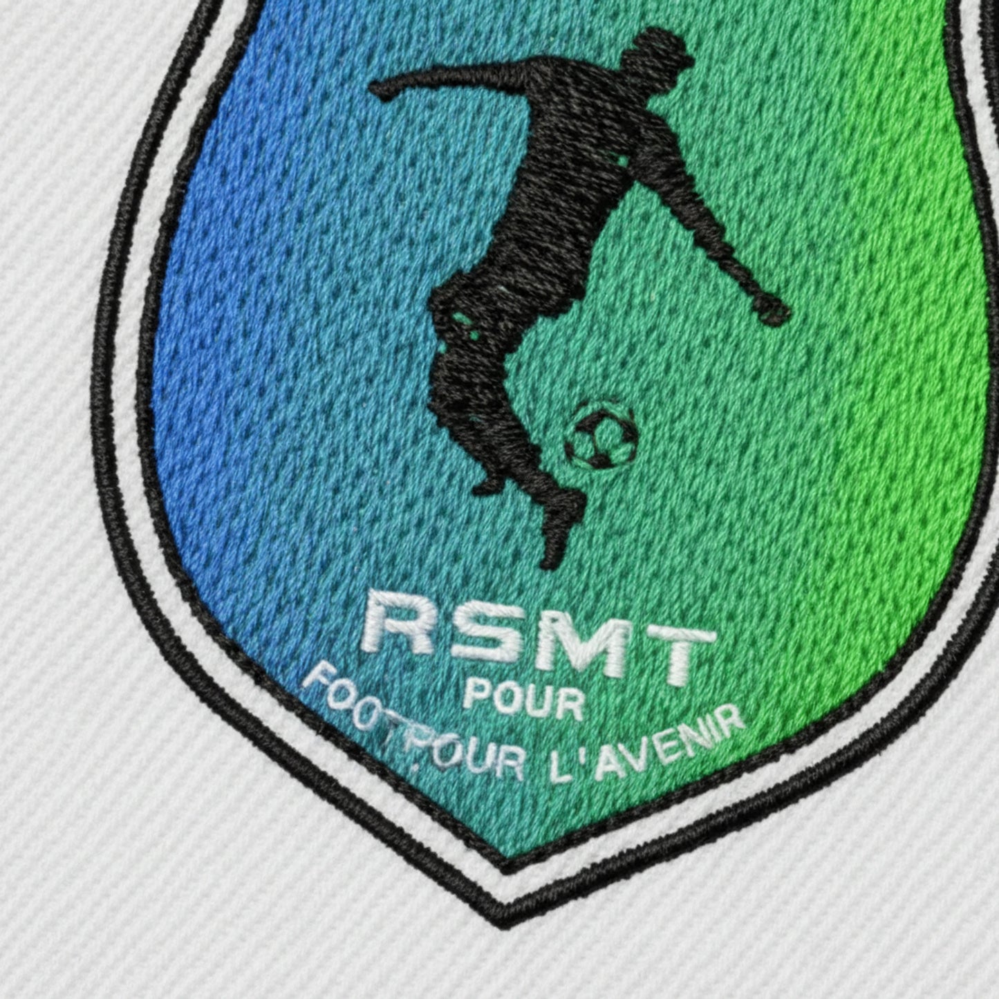 Détail broderie patch A. S. MONTHERME THILAY