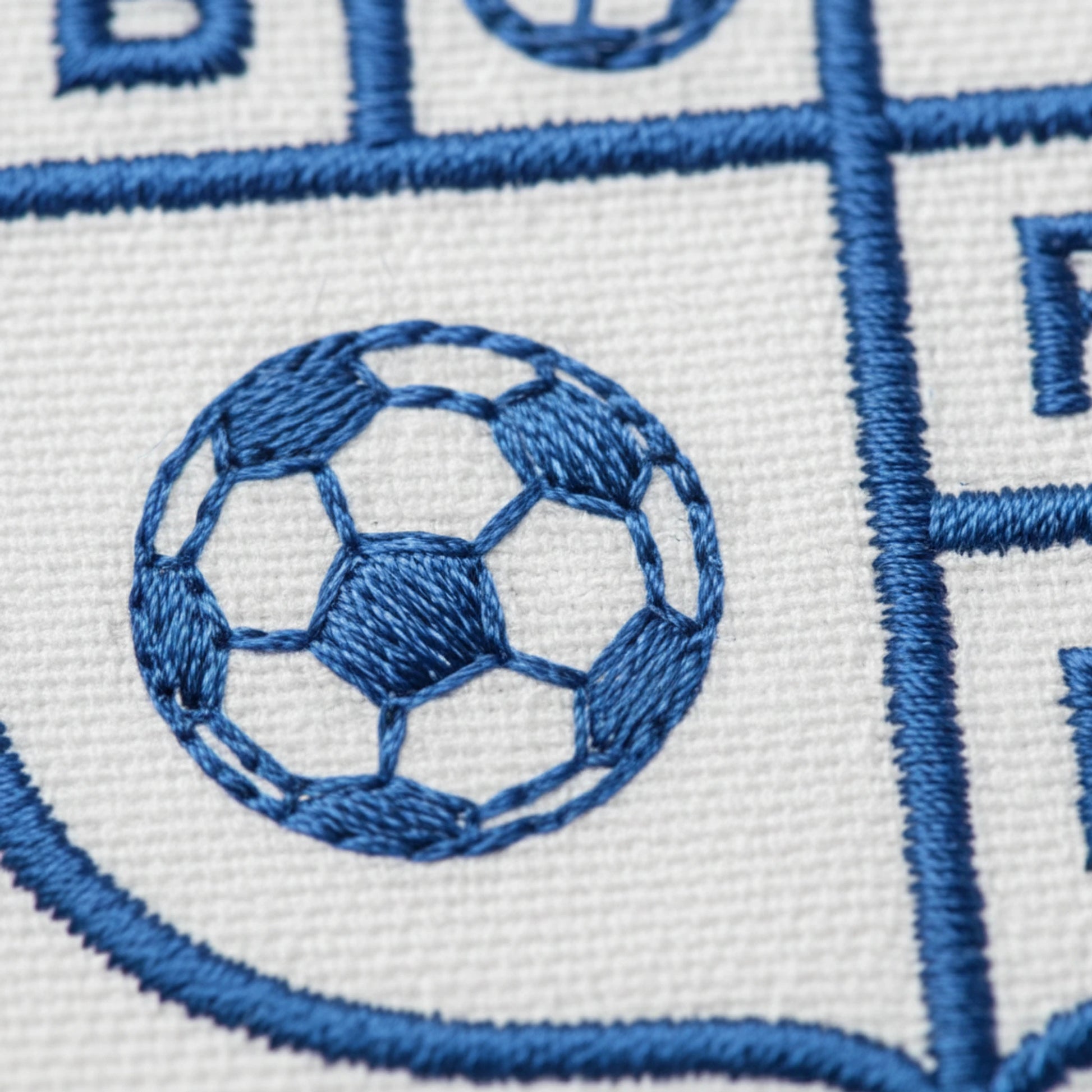 F.C. DE BEAUMONT - Détail