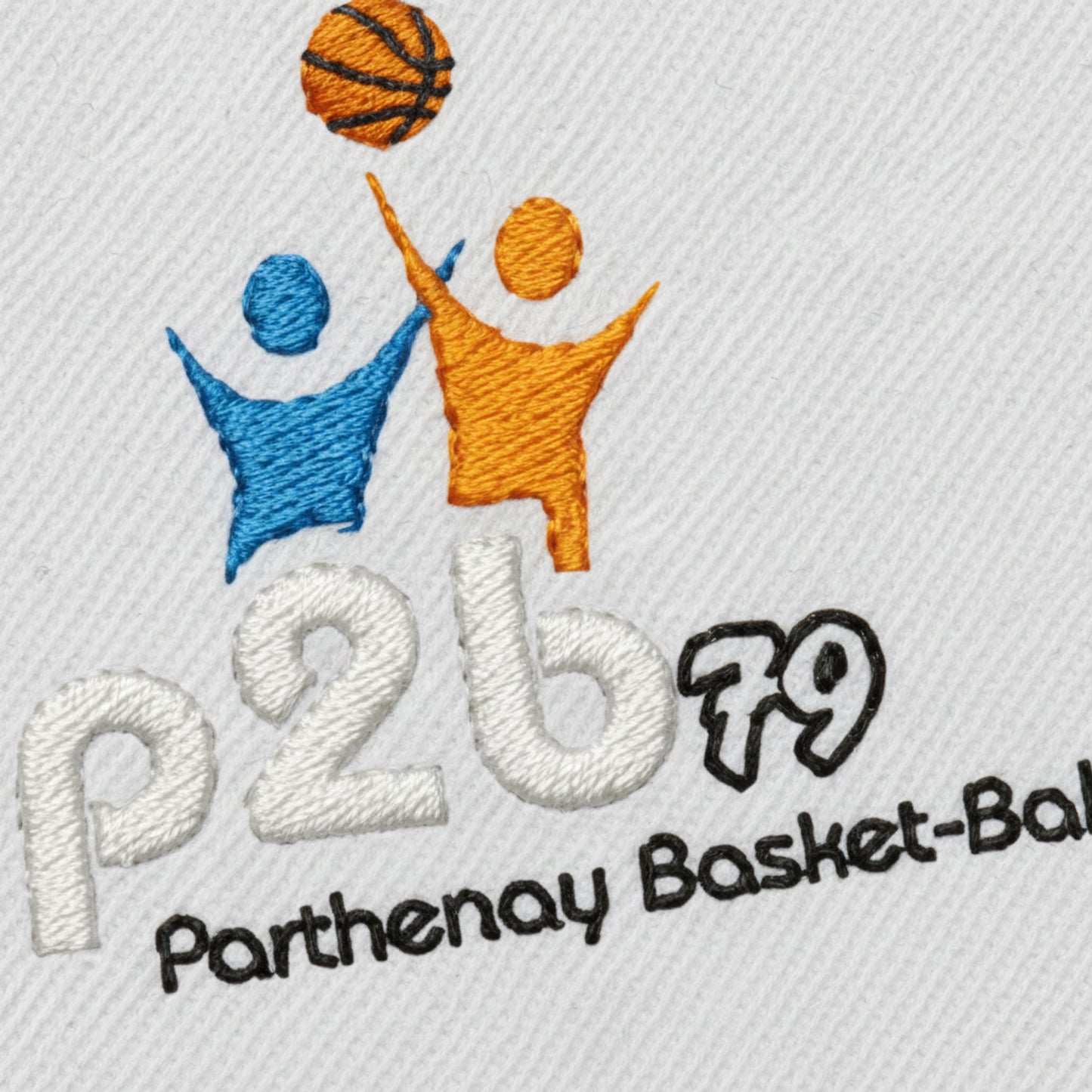 Détail broderie patch Freres de Parthenay Basketball