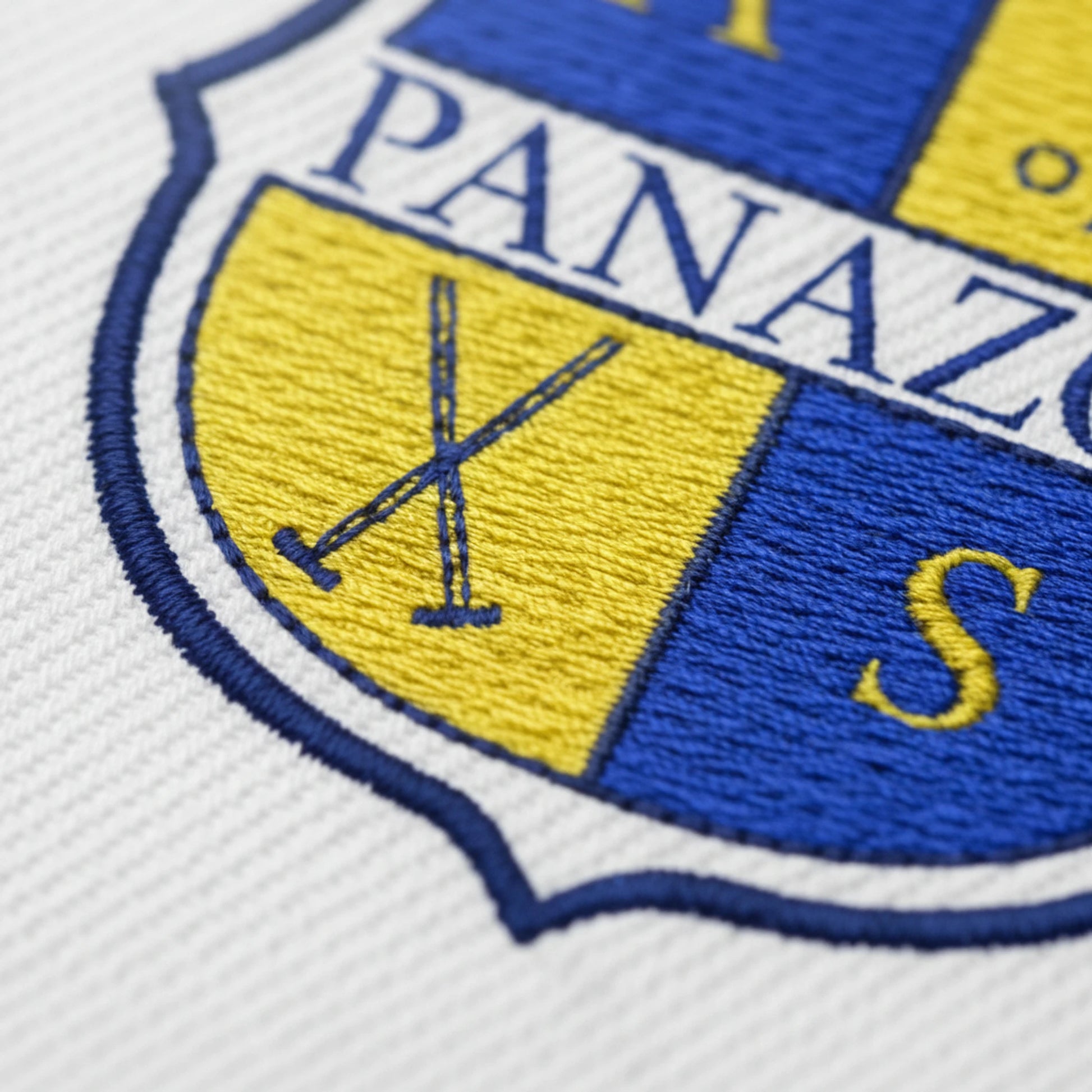 Détail broderie patch US Des Clubs De Bourganeuf