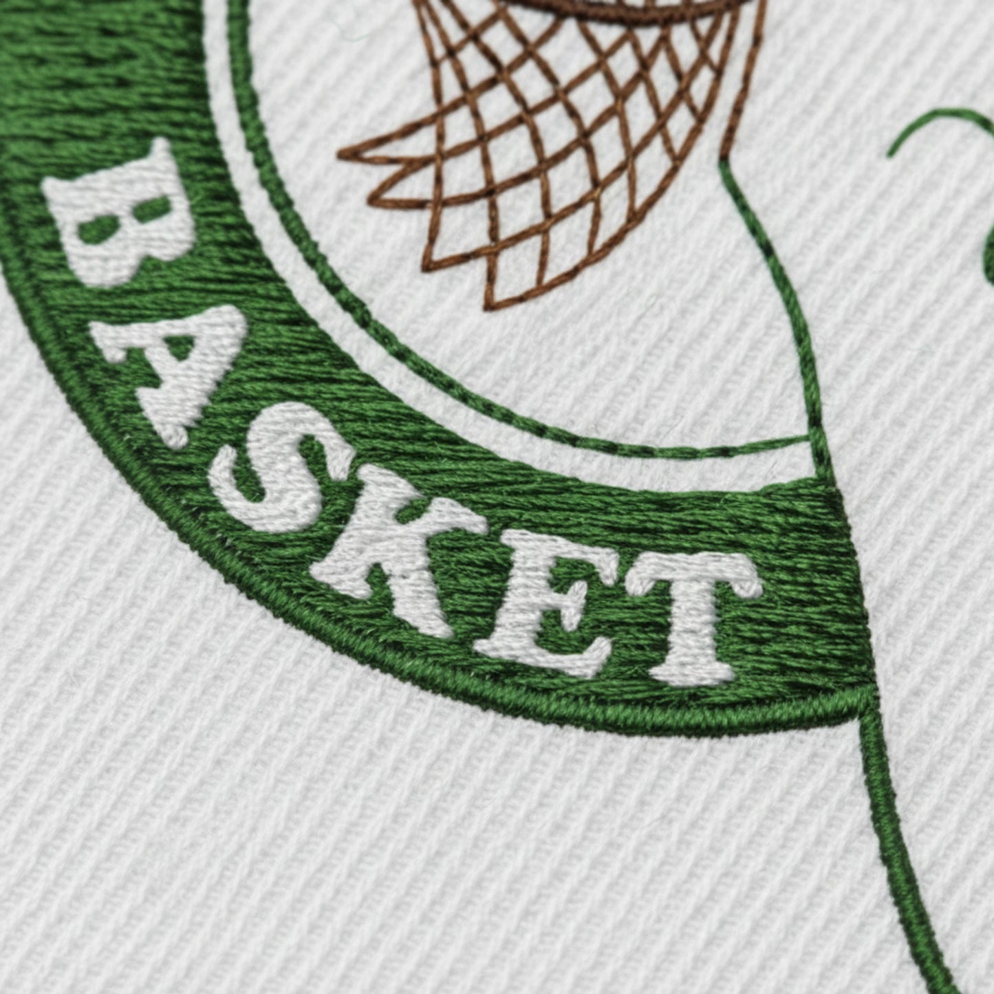 Détail broderie patch AS Pian Medoc Basket