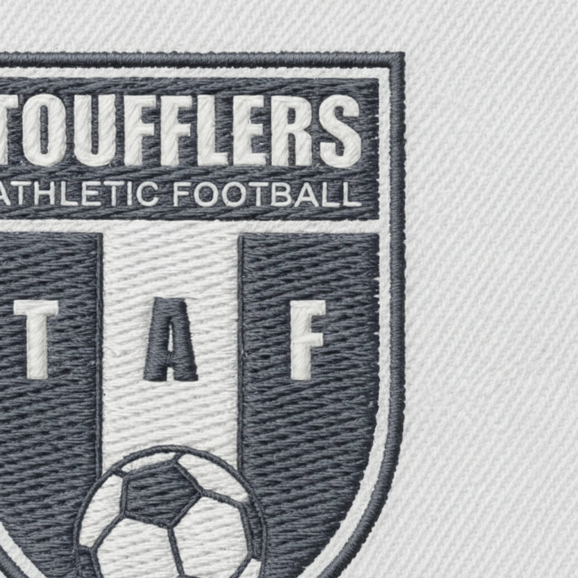 Détail broderie patch AF Toufflers