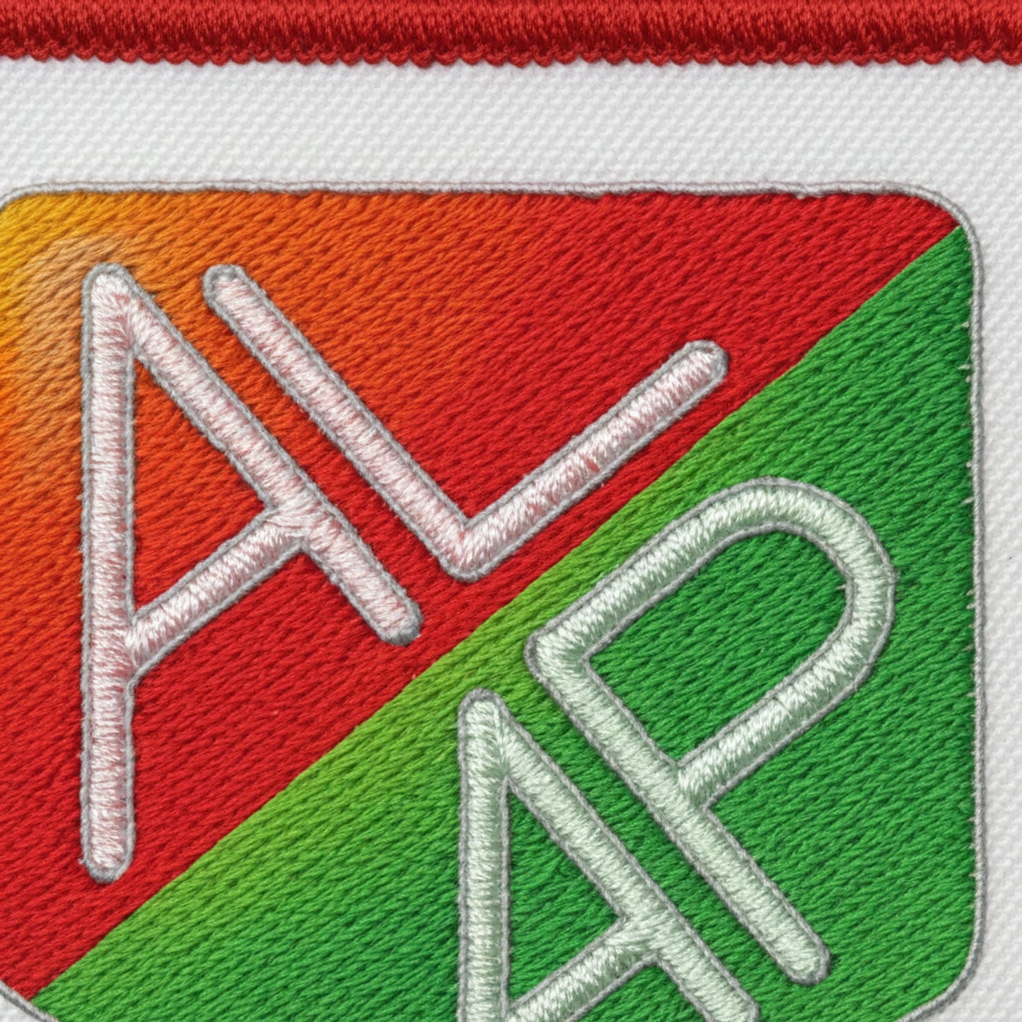Détail broderie patch AL Antonin Perrin