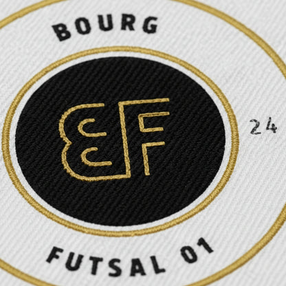 Détail broderie patch BOURG FUTSAL 01