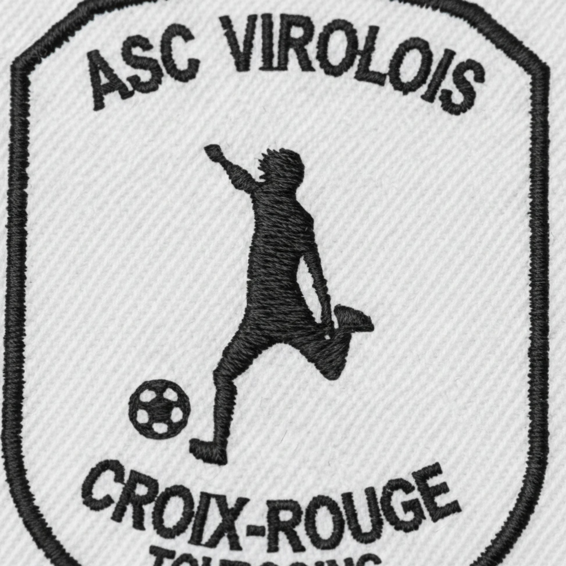Détail broderie patch A. S. C. VIROLOIS  / CROIX ROUGE