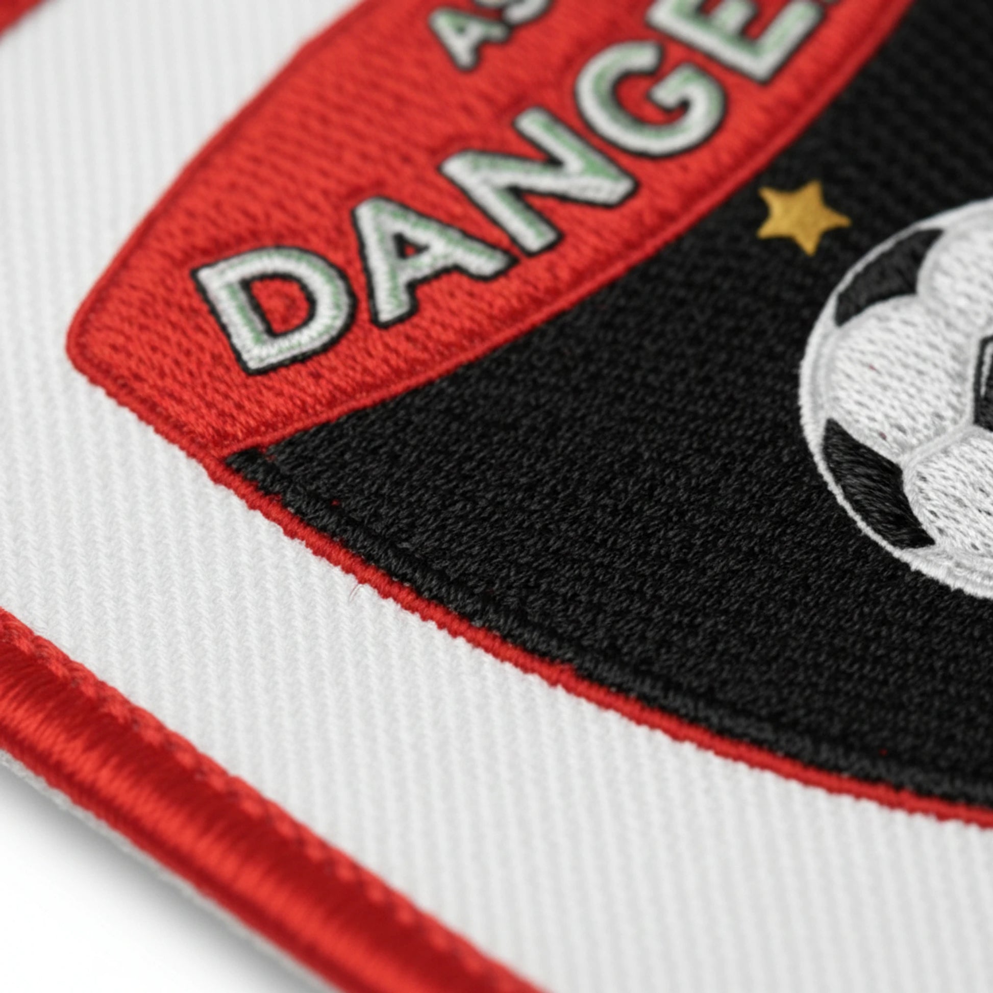 Détail broderie patch A.S. DANGEAU