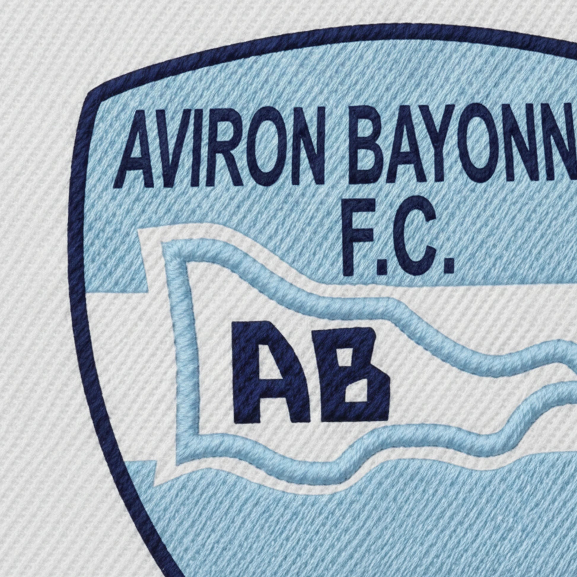 Détail broderie patch Aviron Bayonnais