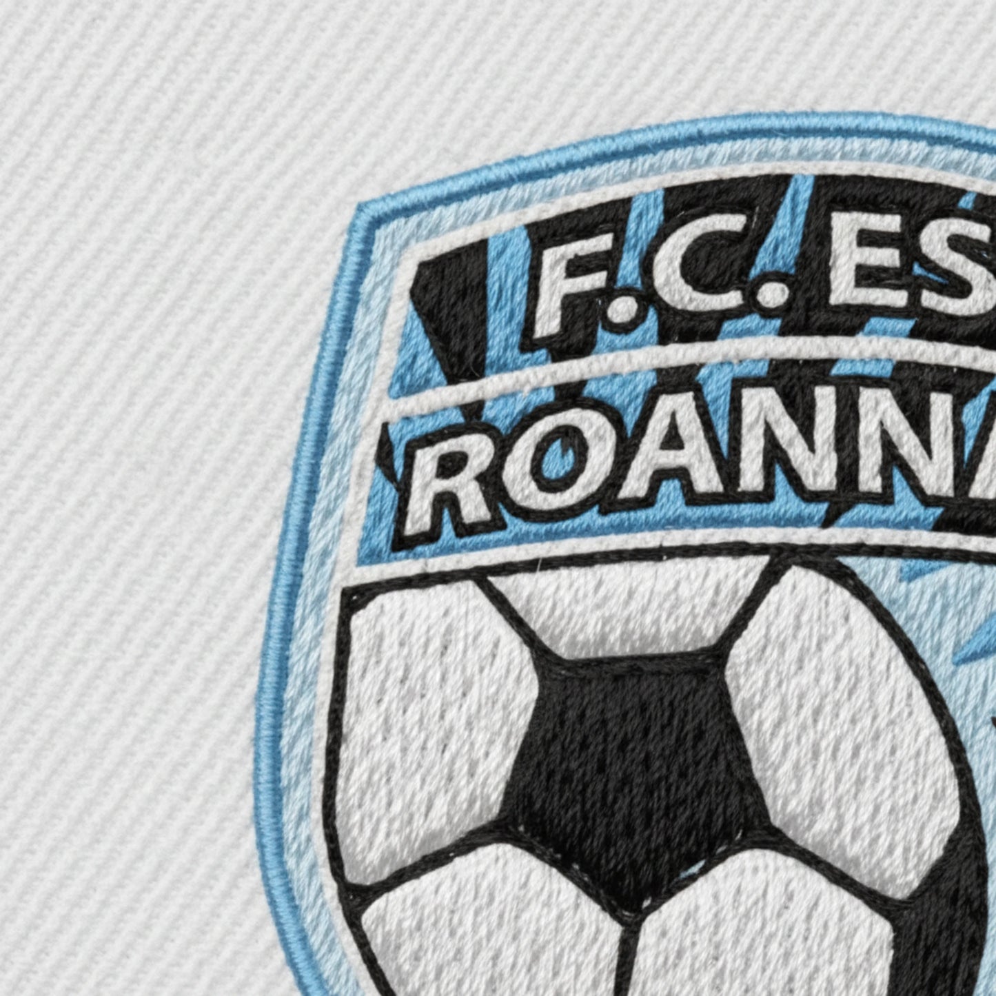 Détail broderie patch Football Club De l'Est Roannais