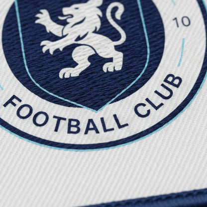 Détail broderie patch Aunis Avenir FC