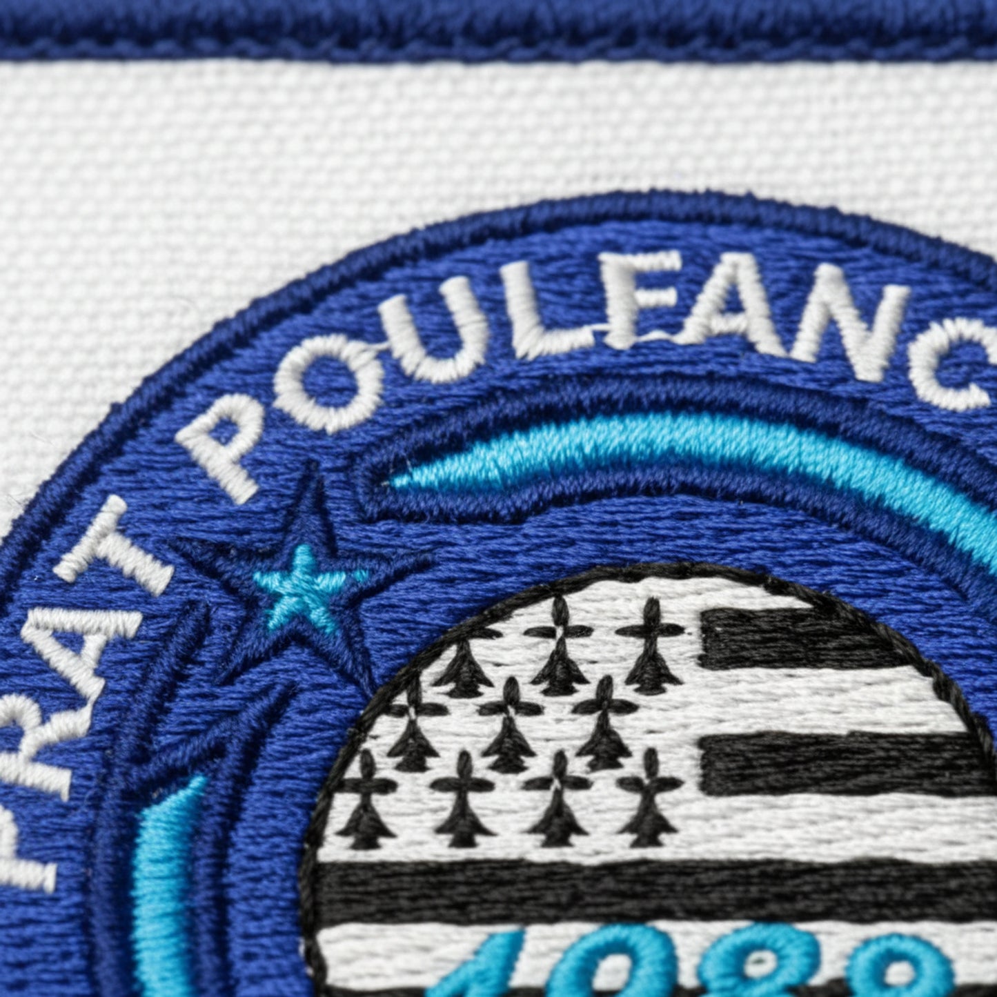 Détail broderie patch US Prat